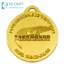 Vente chaude pas cher estampage en métal personnalisé plaqué or brillant en relief logo 3d émail sport médaille de taekwondo